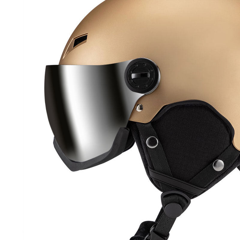 Universal Ski Helmet with Goggles Suitable for All Head Shapes