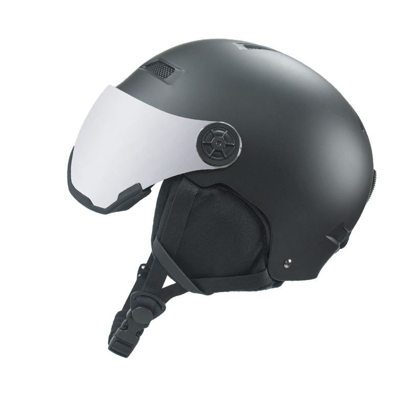 Sports Style Ski Helmet with Goggles Ski Equipment